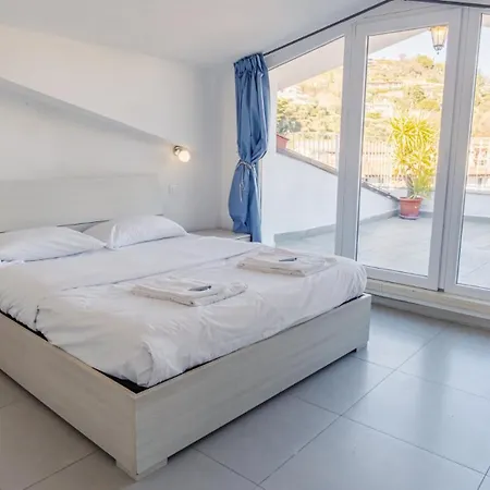 Apartamento La Terrazza Di Massimo - Italian Homing Padenghe sul Garda